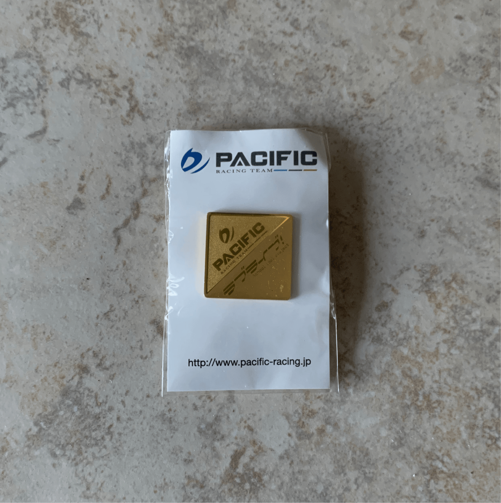 Love Live Pacific Racing Pin - HonokaSplits